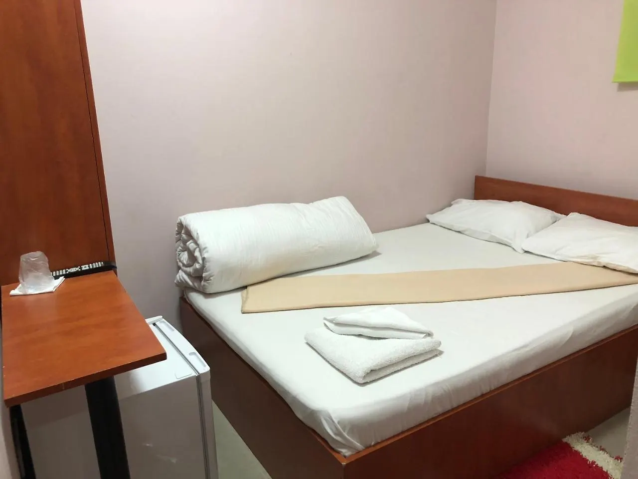 Hostel Tripoli Palace Бухарест Румыния