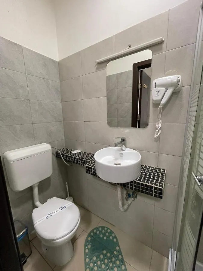 Hostel Tripoli Palace Bucareste 0*,