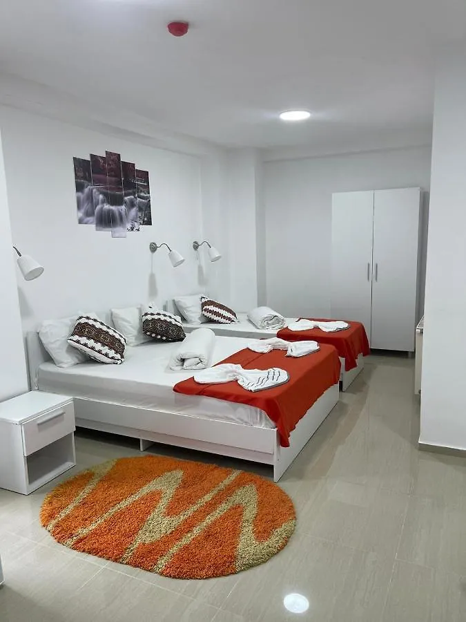 **  בוקרשט Hostel Tripoli Palace רומניה