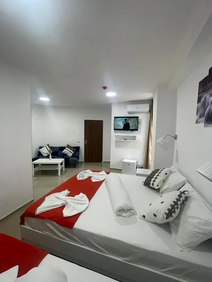 בוקרשט Hostel Tripoli Palace