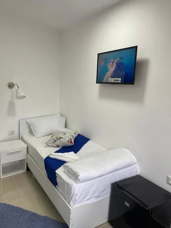 בוקרשט Hostel Tripoli Palace