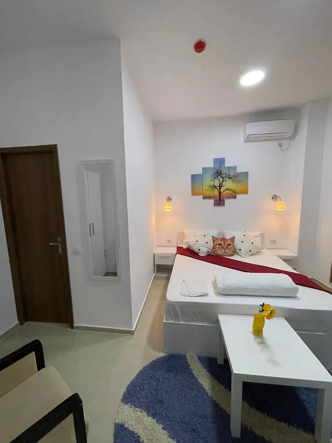 Hostel Tripoli Palace Bucareste